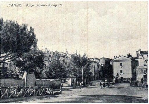Largo Bonaparte anni '40